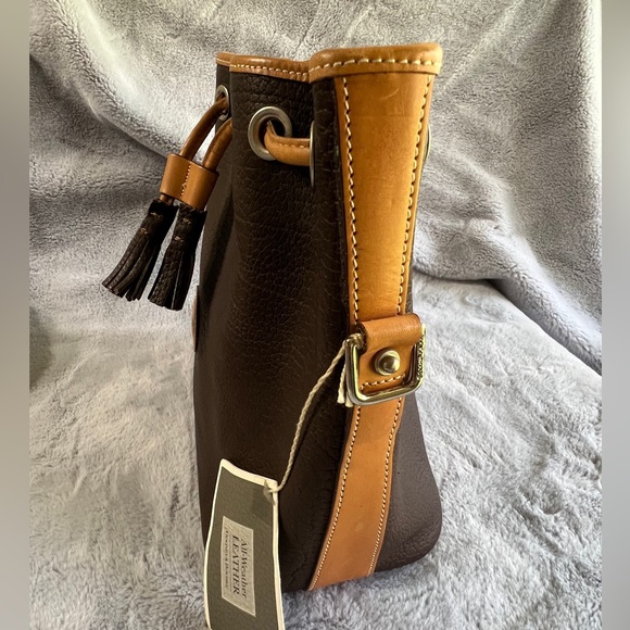 **SALE** 🤩🛍️ 2 (two) Dooney & Bourke drawstring bucket purses - Picture 6 of 15